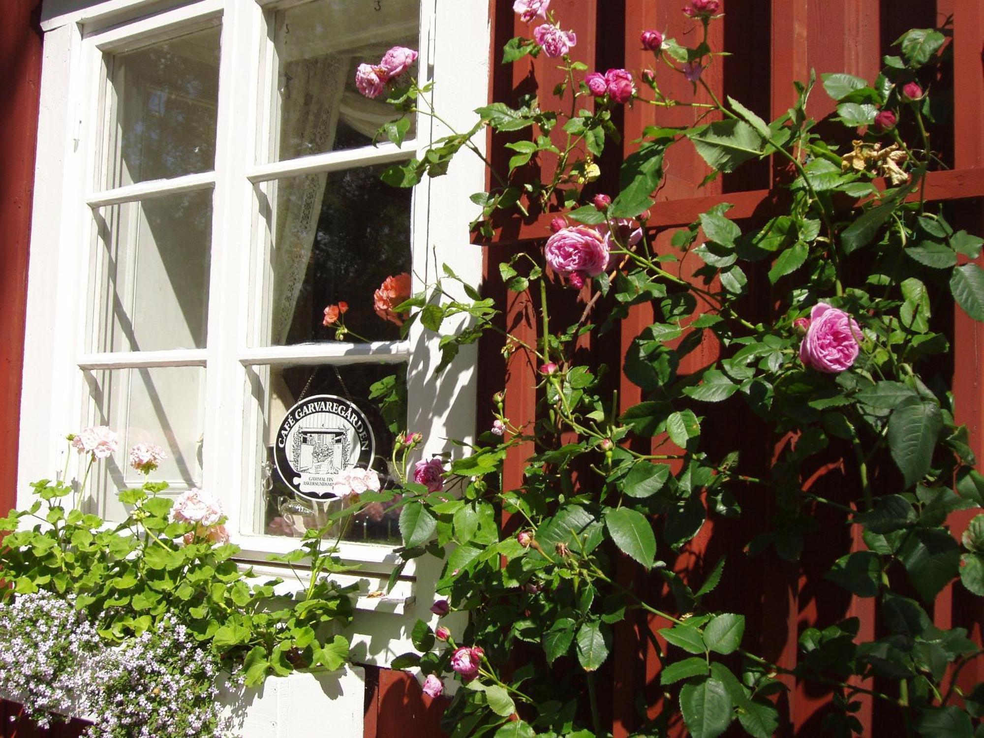 Garvaregarden Hotel , B&B Och Cafe Askersund Luaran gambar