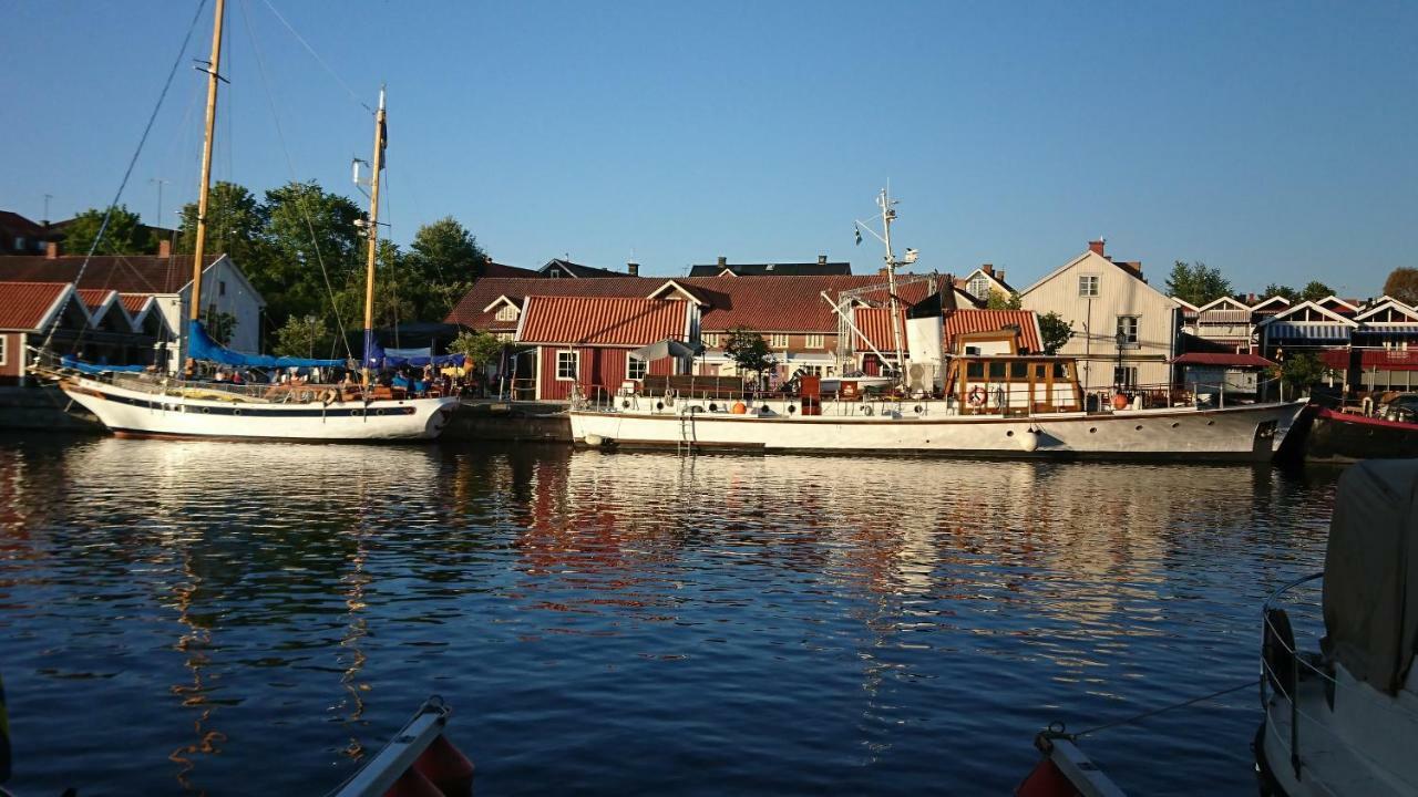 Garvaregarden Hotel , B&B Och Cafe Askersund Luaran gambar